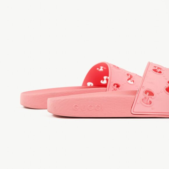 Gucci Pink Rubber GG Slide Sandals - Picture 8 of 9